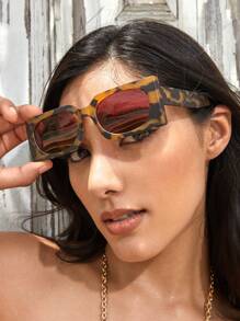 SHEIN VCAY 1pc Cute & Basic Full-Frame Fashion Eyeglasses For Women, Suitable For Casual & Vacation,School - Brown - View 4