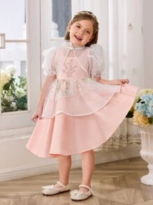 SHEIN Leap Crew Young Girl Two Pieces Set, Consisting Of A Loose Casual Top With Puff Sleeves And A Sleeveless Dress With An Embroidered Square Collar. - Multicolor - View 4