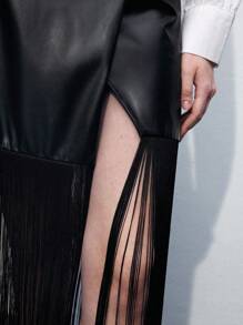 Maija Váy tua rua dài khóa kim loại bất đối xứng màu đen dành cho nữ - màu đen - Xem 8