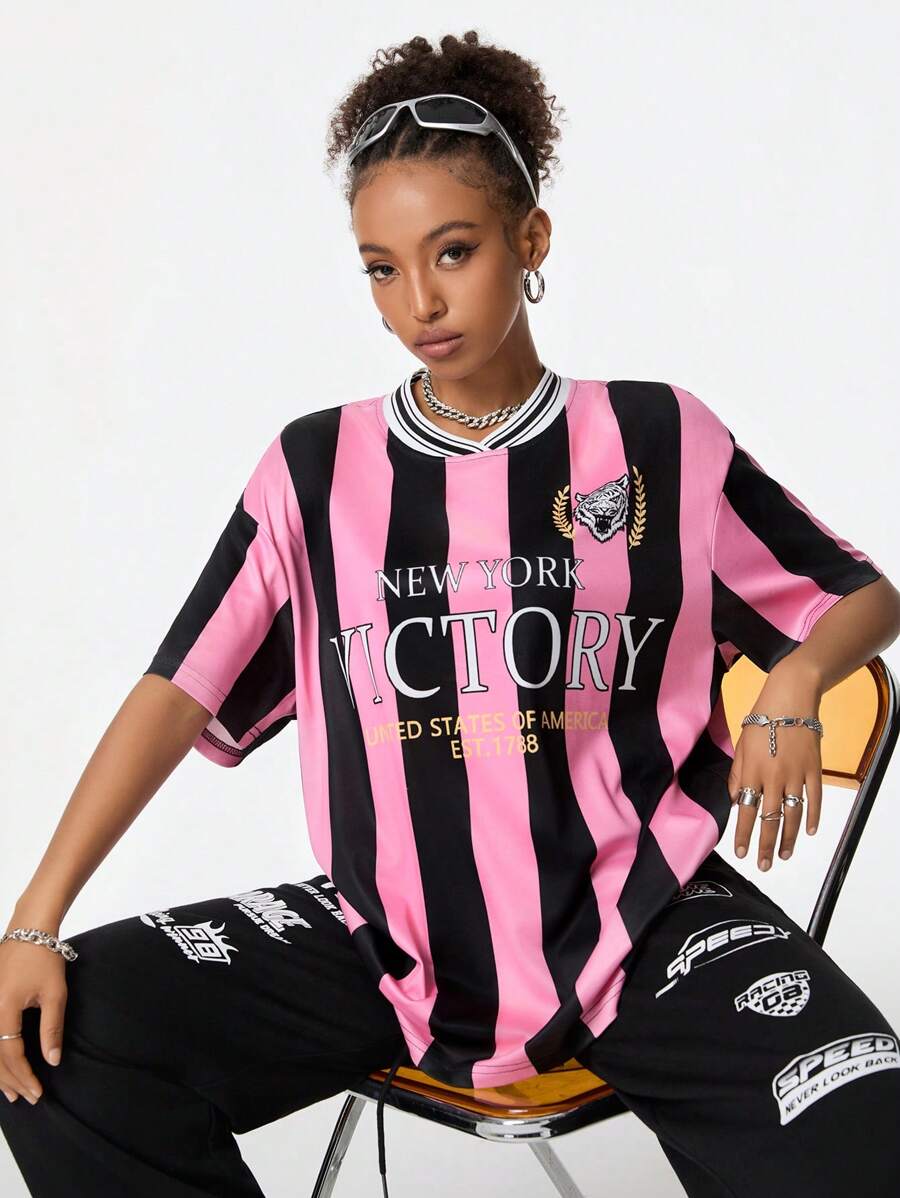 Coolane 女士 Blockcore 粉色时尚条纹图案 V 领足球球衣 T 恤