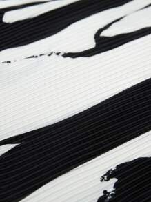 SHEIN Clasi Plus Size Women's Geometric Print Elastic Waist Fish-Tail Long Skirt Fall - Black and White - View 3