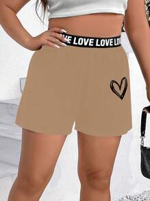 Flirla Shorts con estampado de corazones y cinta de letras de contraste para el verano en tallas grandes