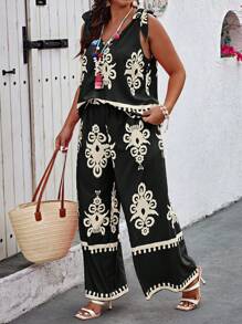 SHEIN CURVE+ Bộ quần dài và áo không tay cổ chữ V cỡ lớn in ngẫu nhiên, trang phục nghỉ hè thông thường - màu đen - Xem 1