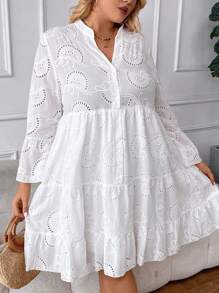 SHEIN CURVE+ Plus Solidna sukienka z długim rękawem i haftem z oczkami