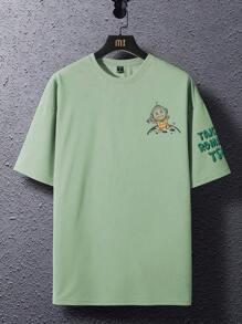Manfinity Hypemode 男士時尚圓領短袖T卹，印有字母、星星和太空人設計，掉肩設計，夏季 - 綠色 - 查看 3