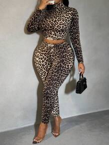 SHEIN SXY Plus Size Women's Sexy Mock Neck Patch Detail Leopard Top And Leggings 2pcs Set, Suitable For Sporty, Date Night, Birthday, Bachelorette Party Outfit, Casual, Shopping, Streetwear, Going Out, Easy To Match&Looks Slim, Flatter The Figure - Multicolor - View 1
