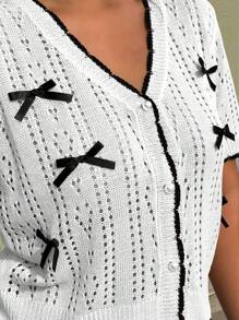 Flirla Plus Size Unikatowy Hollow Out Butterfly & Floral Decoration Dzianinowa Bluzka Z Krótkim Rękawem