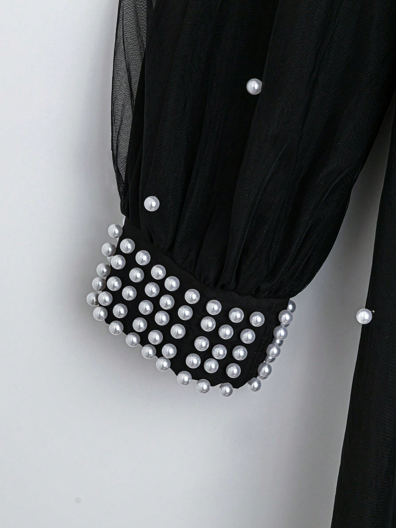 Al Najma عباءة طويلة بأكمام فانوس مزينة بالخرز، قم...