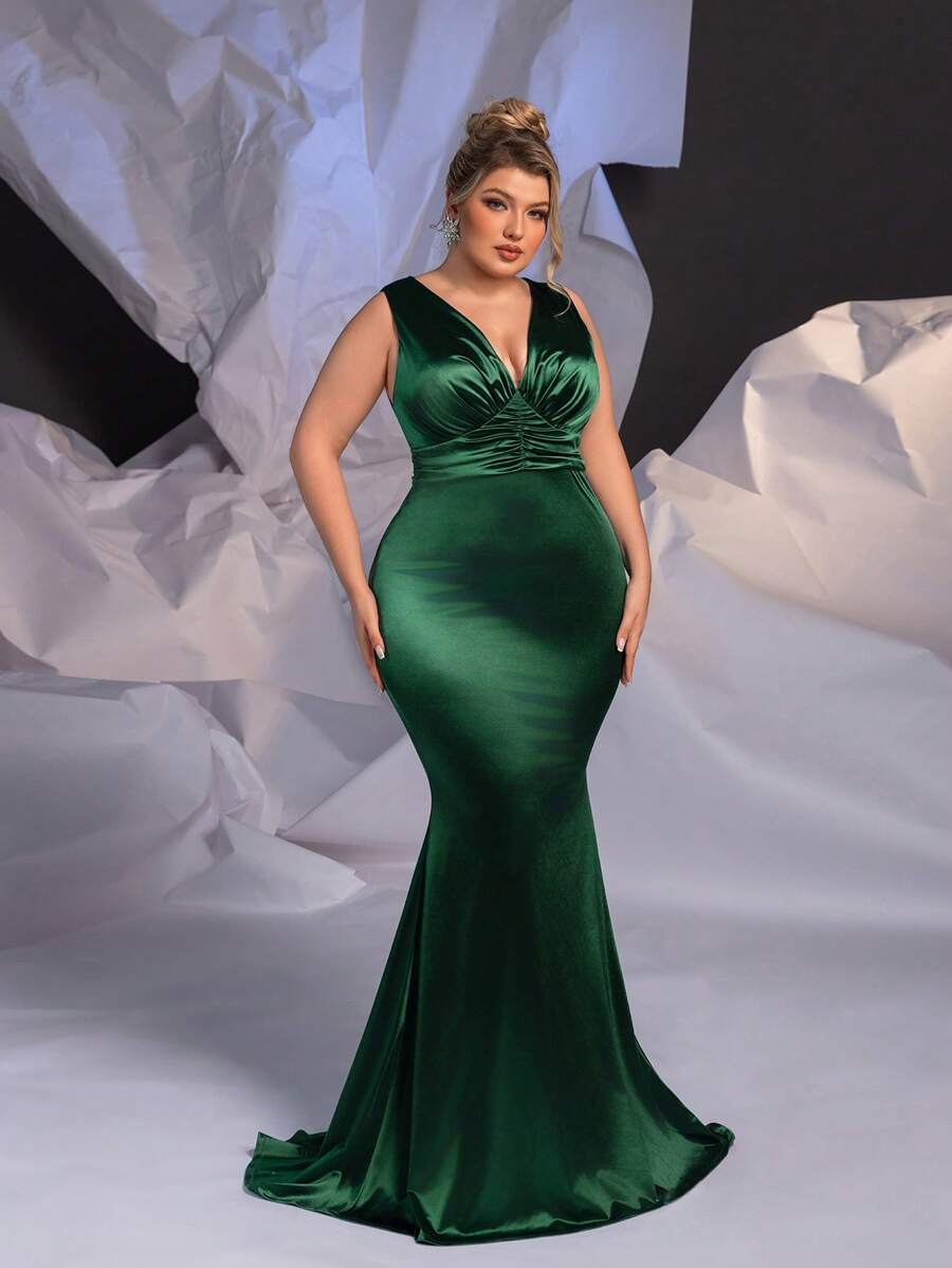 SHEIN Belle Robe de soir?�e ?�l?�gante vert fonc?� en spandex ?� col V matelass?�e, taille haute et 