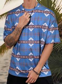Manfinity RSRT Camiseta de cuello redondo con mangas cortas y estampado maduro Bohemio para hombres en vacaciones