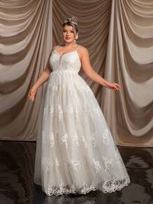 SHEIN Belle Plus Size White Handmade Exquisite Lace Applique Elegant A-Line Wedding Dress For Brides - White - View 3