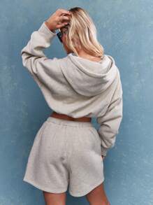 MISSGUIDED Pantalones cortos de sudadera con logotipo en relieve y cordones - Gris - Ver 2