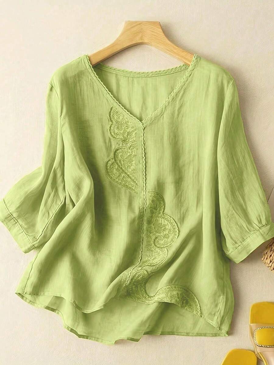 Women's Solid Color Embroidered Casual Blouse - Green - View 1