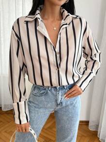 RueChic Áo Sơ Mi Sọc Oversize - Đen và trắng - Xem 7