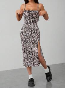SHEIN PETITE 秋季豹紋性感高衩中長吊帶連衣裙 - 卡其色 - 查看 1