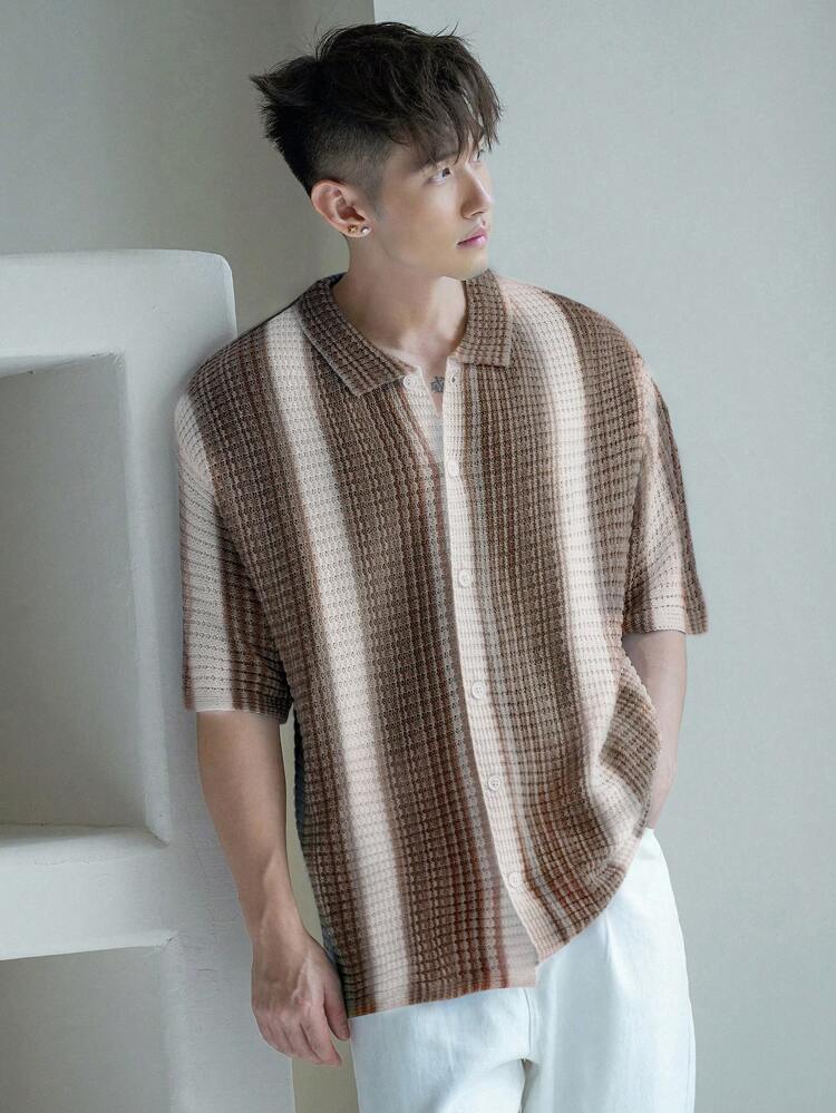 Men's Striped Knit Casual Summer Top With Contrast Color