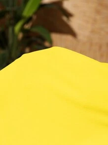 Slaydiva 純色短袖T恤與綁帶短褲套裝 - 黃色 - 查看 6