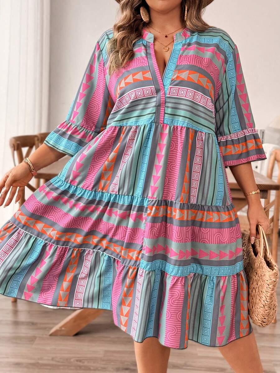 SHEIN CURVE+ Plus Size Kỳ nghỉ & Đơn giản Đầm cổ đứng có tay dáng ngắn thanh lịch, họa tiết chắp vá nhiều lớp, Xuân/Hè - Z - Nhiều màu - Xem 1