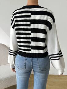 SHEIN Essnce 休閒黑白條紋女裝毛衣 - 黑與白 - 查看 5