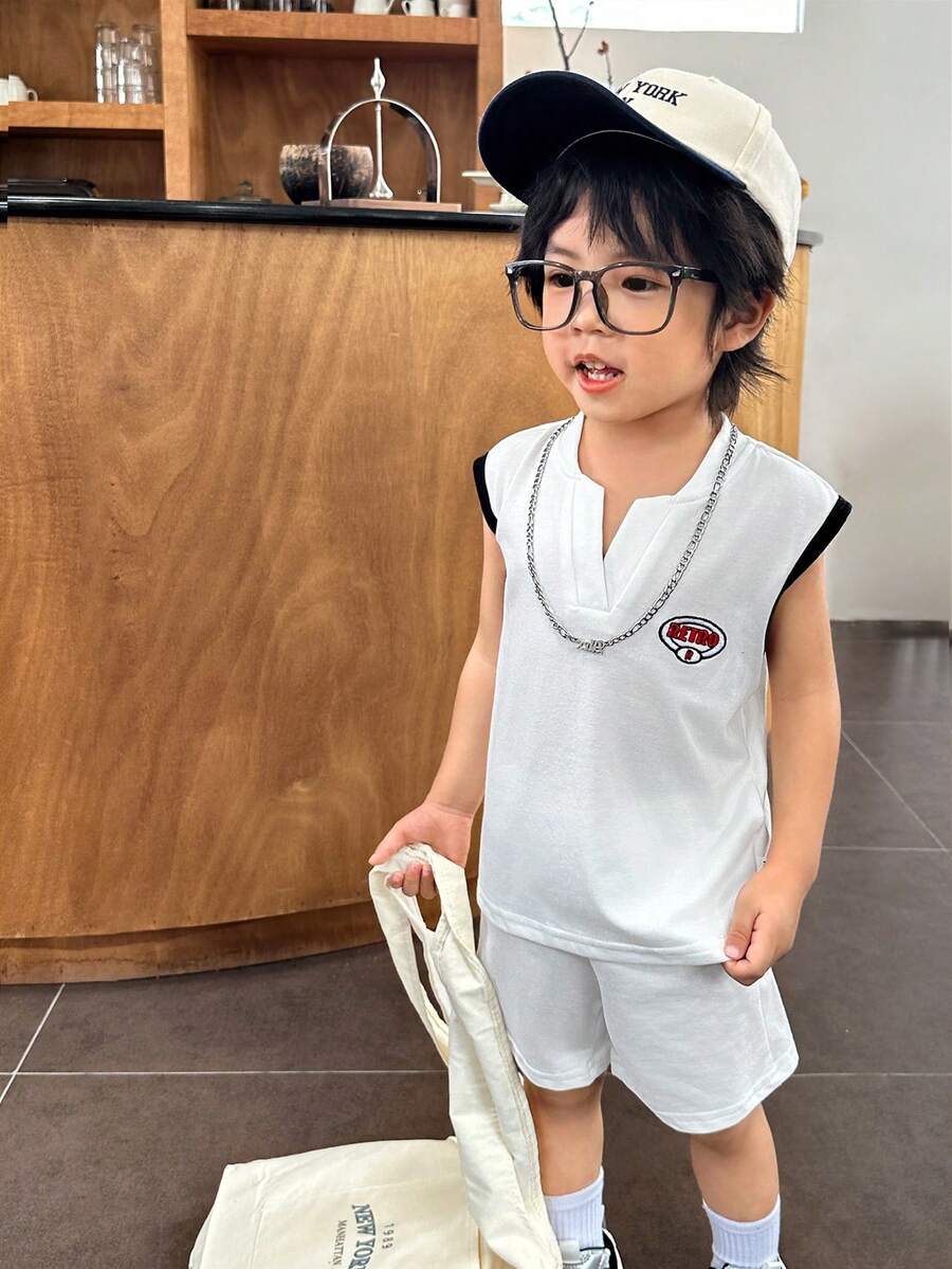 SHEIN Baby Jungen Sommer lässiges niedliches und bequemes gestricktes Weste und Shorts Set