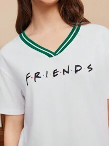 FRIENDS X SHEIN 女士夏季對比條紋邊框身形和字母印花T恤 - 白色 - 查看 6