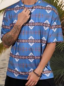 Manfinity RSRT Camiseta de cuello redondo con mangas cortas y estampado maduro Bohemio para hombres en vacaciones