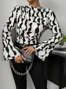 SHEIN Privé Áo sơ mi tay loe in hình Geo - Màu be - Xem 6