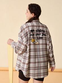 Gudetama X SHEIN 大碼休閒可愛寬鬆Melrad街頭服風格卡其襯衫，蛋及字母格紋印花圖案，適用於秋季 - 彩色 - 查看 2