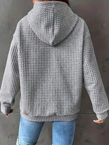Áo nỉ nữ cỡ lớn kiểu dáng rộng rãi, có dây rút, túi, in hình quả bóng đá và trái tim, chất liệu jacquard, thích hợp cho mùa xuân. - Xám - Xem 2