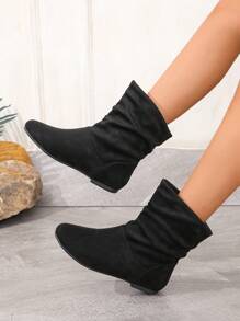 Black Pleated Slip-On Flats, Round Toe, Comfortable And Versatile, Suitable For Daily And Commuting Wear, Women's Ankle Boots And Short Boots In Wide Widths