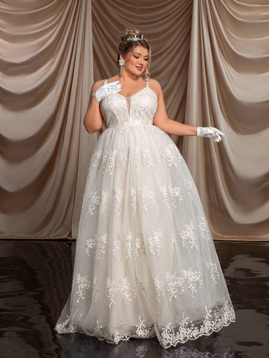 SHEIN Belle Plus Size White Handmade Exquisite Lace Applique Elegant A-Line Wedding Dress For Brides - White - View 1