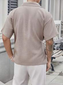 Manfinity CasualCool 男士透气双色仿亚麻纯色复古短袖衬衫，带翻领和领带，适合外出、丈夫