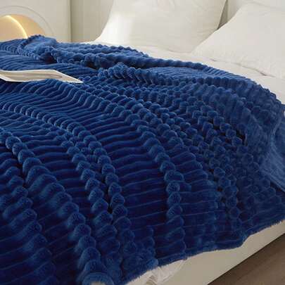 1pc Blanket, Bedding, Comfortable & Warm, Skin-Friendly & Breathable, Lightweight & Soft, Solid Color Series, Minimalist & Fashionable Design, Suitable For Sofa, Bedroom, Living Room, All-Around Comfort, Travel Essential, Nap Blanket, Multiple Sizes Available, Machine Washable, Room Decor, Winter Decor