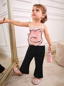 SHEIN Conjunto de top corto y pantalones acampanados suaves para bebé niña, con diseño floral sutil y delicado, apto para usar en casa, al aire libre y en fiestas, ideal para verano - Multicolor - Ver 2