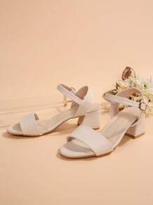 Mẫu mới về: Sandal cao gót đế dày màu vàng thời trang dành cho nữ, thích hợp cho trang phục mùa xuân hè. - Màu be - Xem 5
