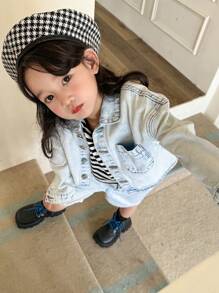 小女孩2入組休閒時尚設計牛仔套裝，包括多件裝和洗水處理完成的款式 - 淺色水洗藍 - 查看 5