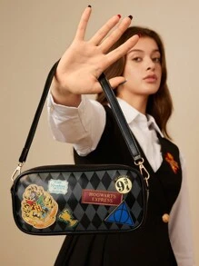 HARRY POTTER X SHEIN Badge And Rhombus Pattern Black Shoulder Bag, Express, Gifts,Valentine's Day, Back To School