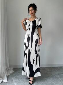 SHEIN Geo Print Square Neck Puff Sleeve Dress Maxi Women Outfit - Apricot - View 5