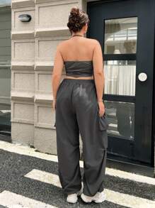 SHEIN EZwear Plus Solid Crop Halter Top & Flap Pocket Side Cargo Pants - Dark Grey - View 2