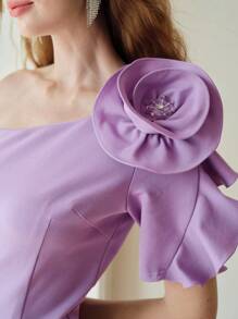 MOTF PREMIUM VESTIDO DE CÓCTEL AJUSTADO PARCHADO CON FLORES EN 3D - Morado - Ver 3