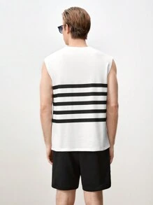 Manfinity VCAY 2pcs Men's Knitted Casual High-Neck Sleeveless Sweater And Elastic-Waist Straight Shorts Set, Suitable For Daily Summer Wear