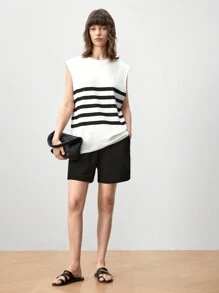 Manfinity VCAY 2pcs Men's Knitted Casual High-Neck Sleeveless Sweater And Elastic-Waist Straight Shorts Set, Suitable For Daily Summer Wear