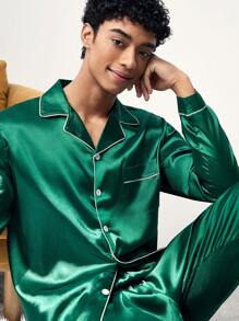 男士家居服套装：宽松长袖舒适衬衫，带领子、纽扣和口袋细节，搭配休闲条纹家居裤，秋冬服装 - 綠色 - 查看 5