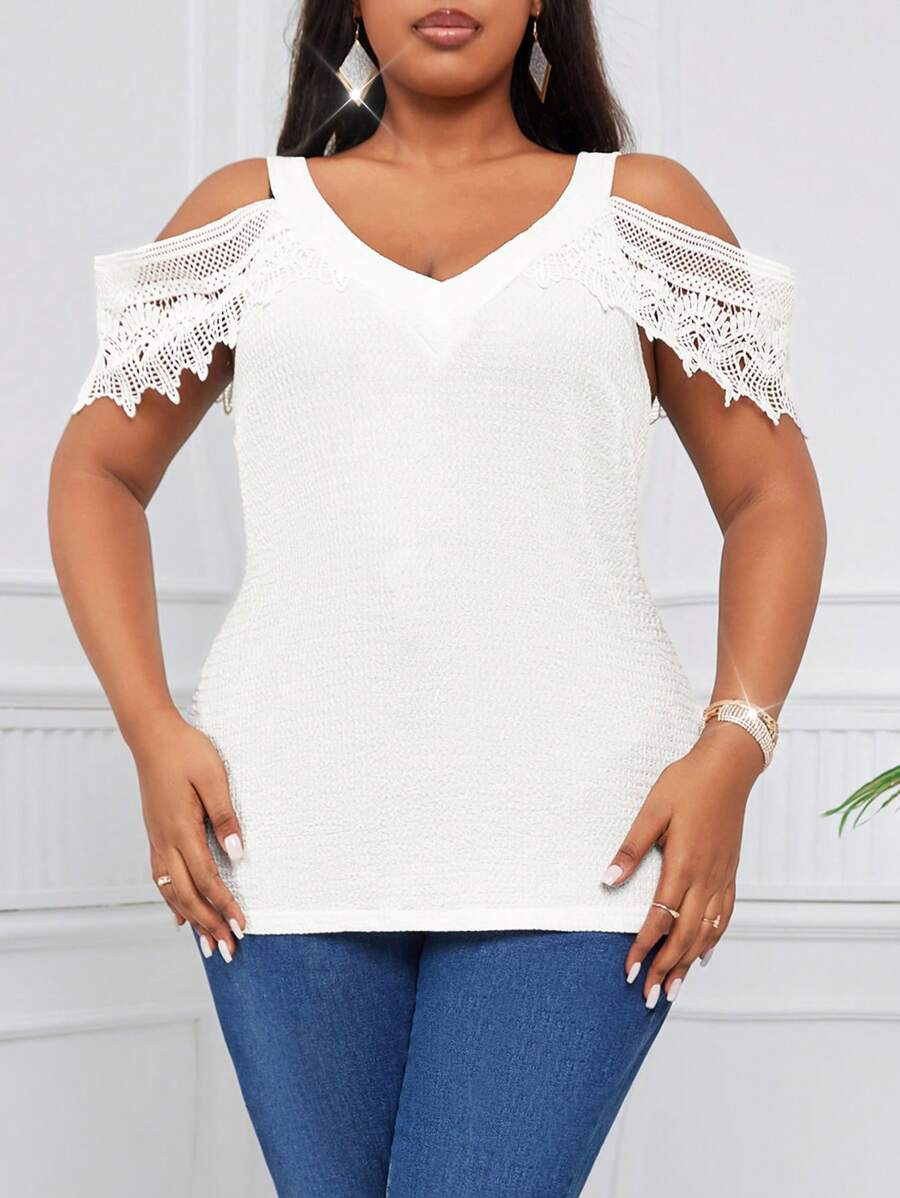 SHEIN Lady 大尺碼女款白色蕾絲拼接V領夏季上衣，女用戶外服裝 - 白色 - 查看 1