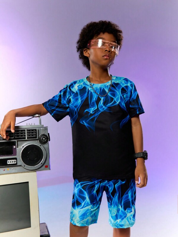 SHEIN Tween-set Aus Bedrucktem Kurzarm-t-shirt Und Shorts Für Jungen
