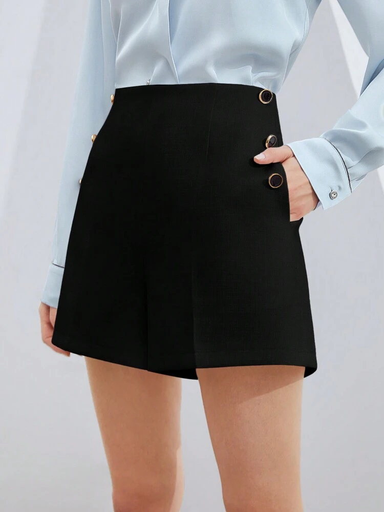 BUTTON DETAIL SLANT POCKET SHORTS