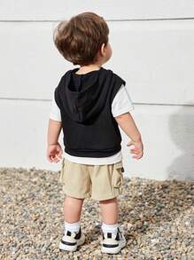 SHEIN 3入組嬰兒男女休閒字母印花連帽無袖上衣配彈性腰口口袋短褲和短袖T恤，適用於夏季