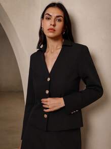 Aveloria Modichic 優雅百搭網眼色裙套裝，為時尚簡約的辦公室女士打造造型