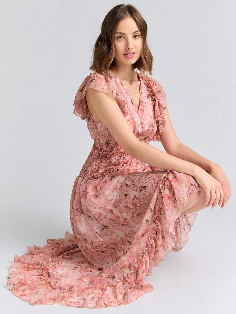 Vestido feminino simples e diário com decote V e estampa