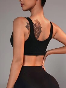 Easithlete Seamless High Elasticity Women's Sports Bra - Black - View 3